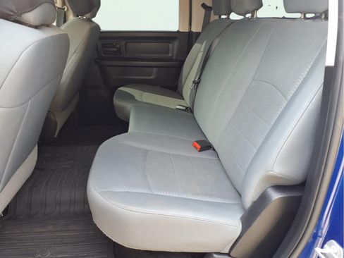 Used 2016 RAM 1500 Express w/ Popular Equipment Group AWD/4WD image 12