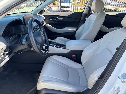 Used 2024 Honda Accord EX-L image 9