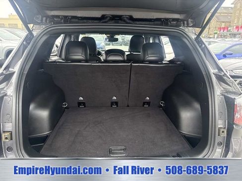 Used 2024 Jeep Compass Limited AWD/4WD image 7
