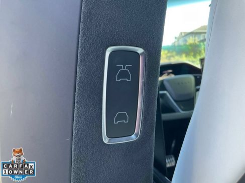 Used 2022 Tesla Model X AWD/4WD image 44
