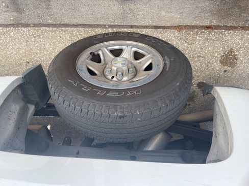 Used 2015 Chevrolet Silverado 1500 LS w/ Trailering Package image 12