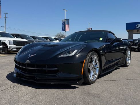 Used 2014 Chevrolet Corvette Stingray Convertible w/ 3LT Preferred Equipment Group RWD image 3