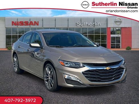 Used 2024 Chevrolet Malibu LT FWD image 1