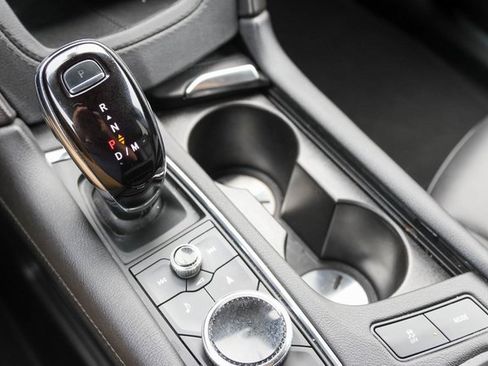 Used 2024 Cadillac XT5 Premium Luxury image 25