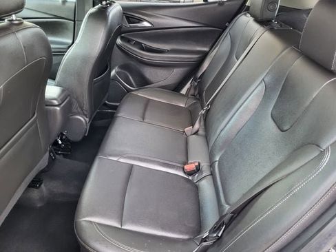 Used 2024 Buick Encore GX Sport Touring image 12