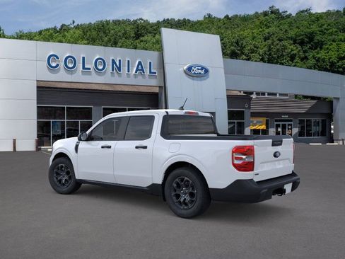 New 2025 Ford Maverick XLT image 4