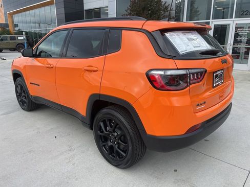 New 2026 Jeep Compass Latitude AWD/4WD image 16