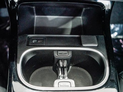 Used 2022 Mercedes-Benz CLA 250 image 22