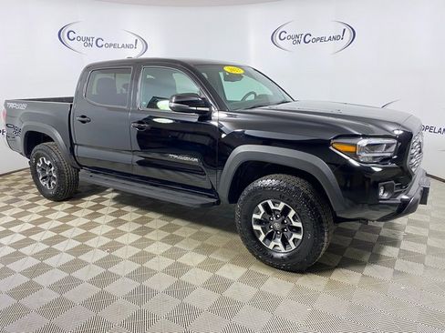 Certified 2023 Toyota Tacoma TRD Off-Road image 1