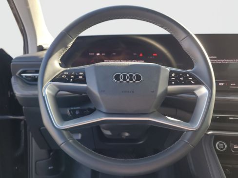 Used 2025 Audi Q5 Premium Plus w/ Premium Plus image 23