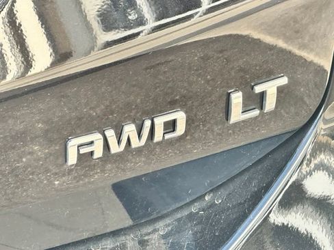 Used 2018 Chevrolet Equinox LT AWD/4WD image 4