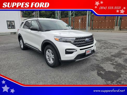 Used 2023 Ford Explorer XLT w/ Equipment Group 202A AWD/4WD image 1