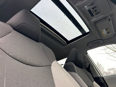 New 2025 Toyota RAV4 XLE w/ Convenience Package image 15