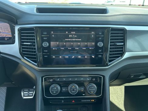 Used 2021 Volkswagen Atlas SEL R-Line w/ MDO Package (Bench Seat) image 18