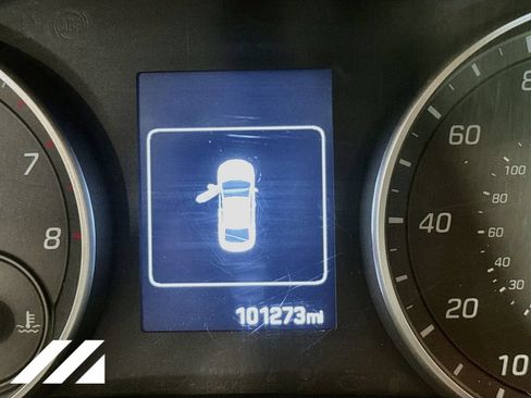 Used 2018 Hyundai Elantra Sport FWD image 14