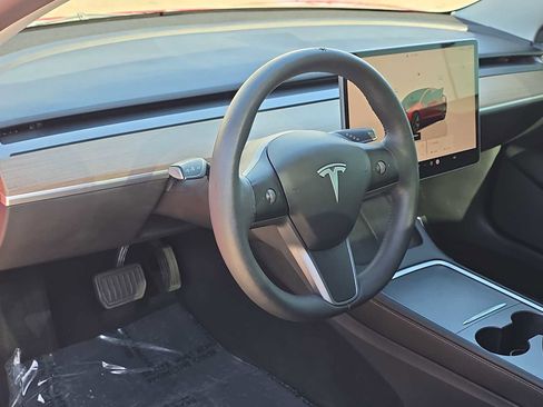 Used 2022 Tesla Model 3 Long Range image 2