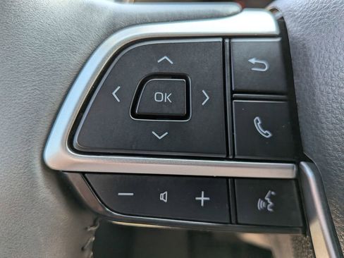 Certified 2025 Toyota Highlander Platinum image 14