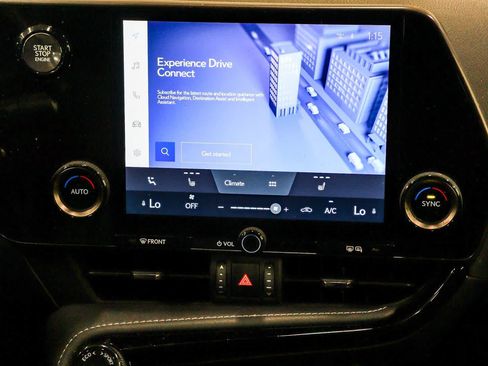 Used 2025 Lexus NX 250 FWD w/ Accessory Package (2T) image 15