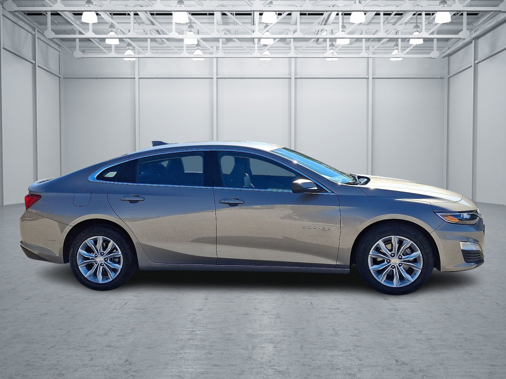 Used 2025 Chevrolet Malibu LT FWD image 10