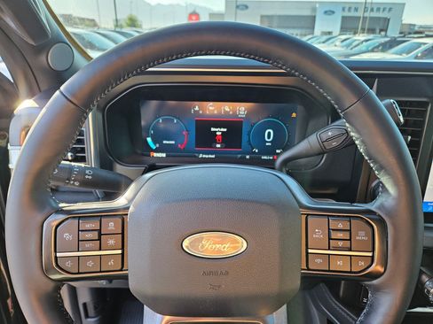Used 2026 Ford F350 Platinum w/ Tremor Off-Road Package AWD/4WD image 23