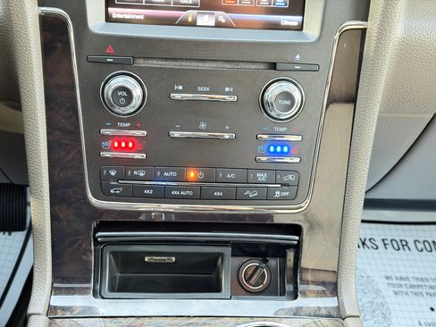 Used 2015 Lincoln Navigator L 4WD image 72