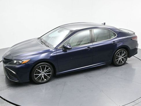 Used 2021 Toyota Camry SE FWD image 37