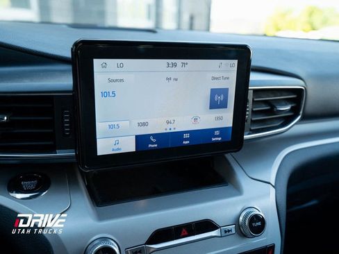 Used 2024 Ford Explorer XLT w/ Equipment Group 202A image 34
