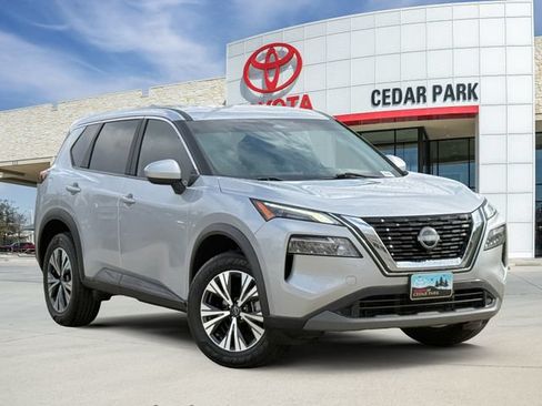 Used 2023 Nissan Rogue SV FWD image 1