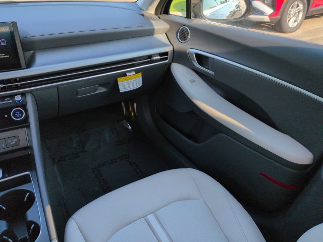 New 2026 Hyundai Sonata SEL FWD image 15