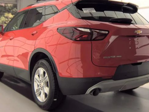 Used 2020 Chevrolet Blazer LT AWD/4WD image 4