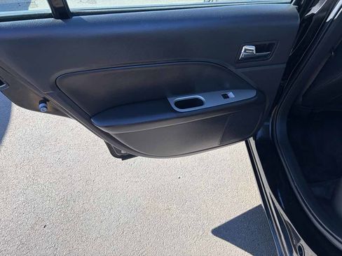 Used 2012 Ford Fusion SEL image 16