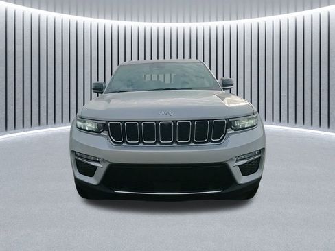 New 2025 Jeep Grand Cherokee Limited w/ Luxury Tech Group II image 23