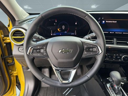 Used 2025 Chevrolet Trax ACTIV w/ Driver Confidence Package FWD image 26