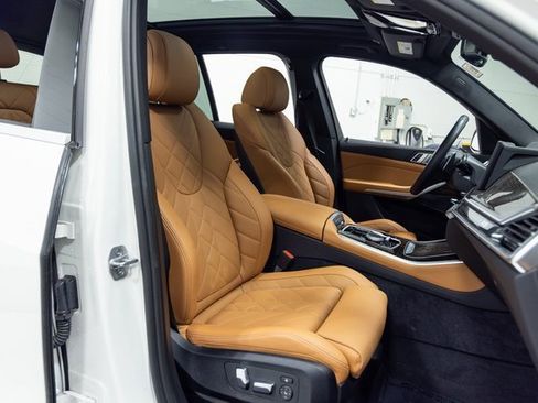 Certified 2024 BMW X5 xDrive40i image 25