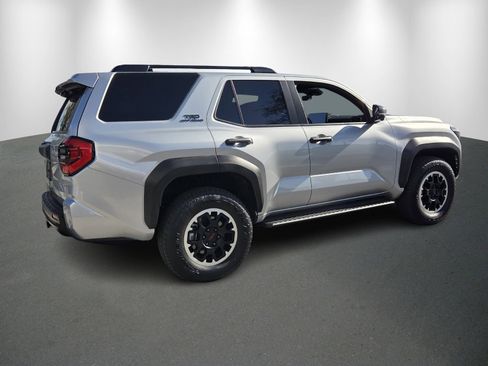 Used 2025 Toyota 4Runner TRD Off-Road Premium image 7