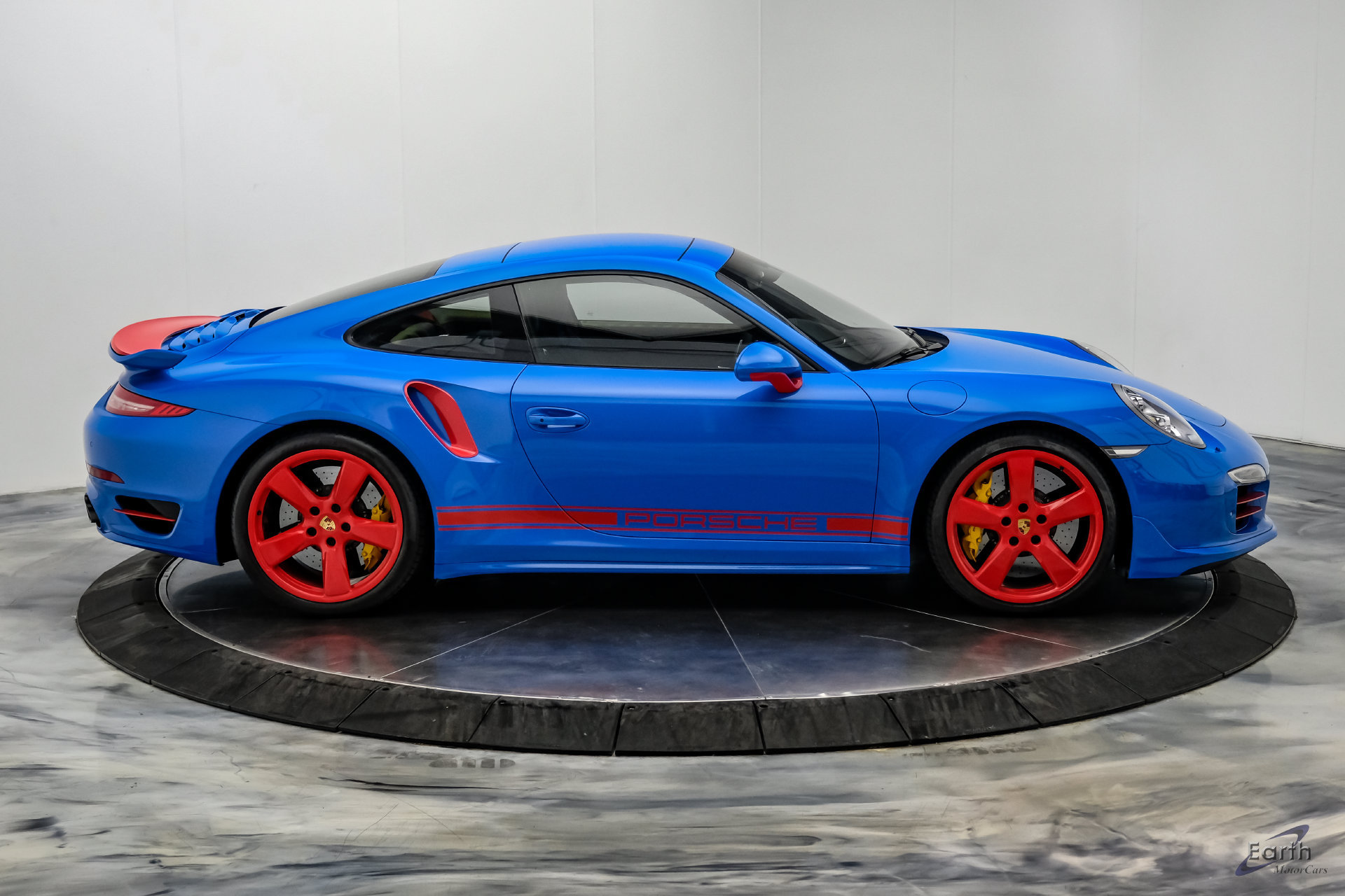 Used 2016 Porsche 911 Turbo S AWD/4WD image 26