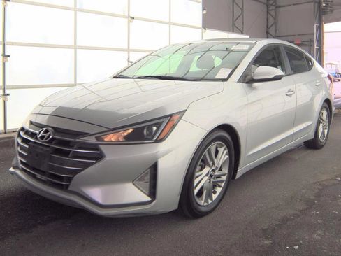 Used 2020 Hyundai Elantra SEL w/ Cargo Package (C1) FWD image 4