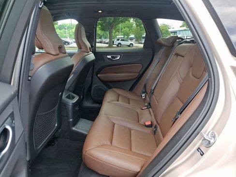 Used 2023 Volvo XC60 T8 Plus w/ Protection Package Premier AWD/4WD image 12
