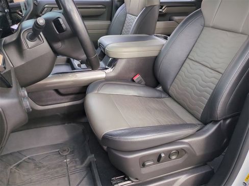 Certified 2025 Chevrolet Silverado 2500 ZR2 image 19