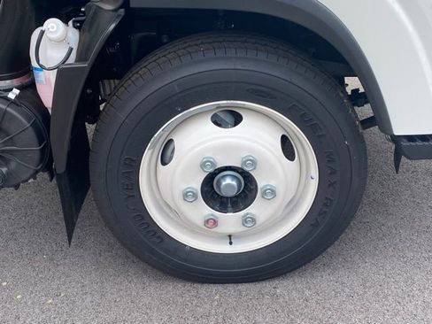 New 2024 Chevrolet Low Cab Forward image 11