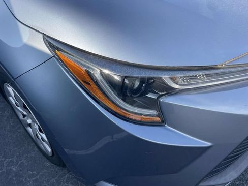 Used 2023 Toyota Corolla LE FWD image 3