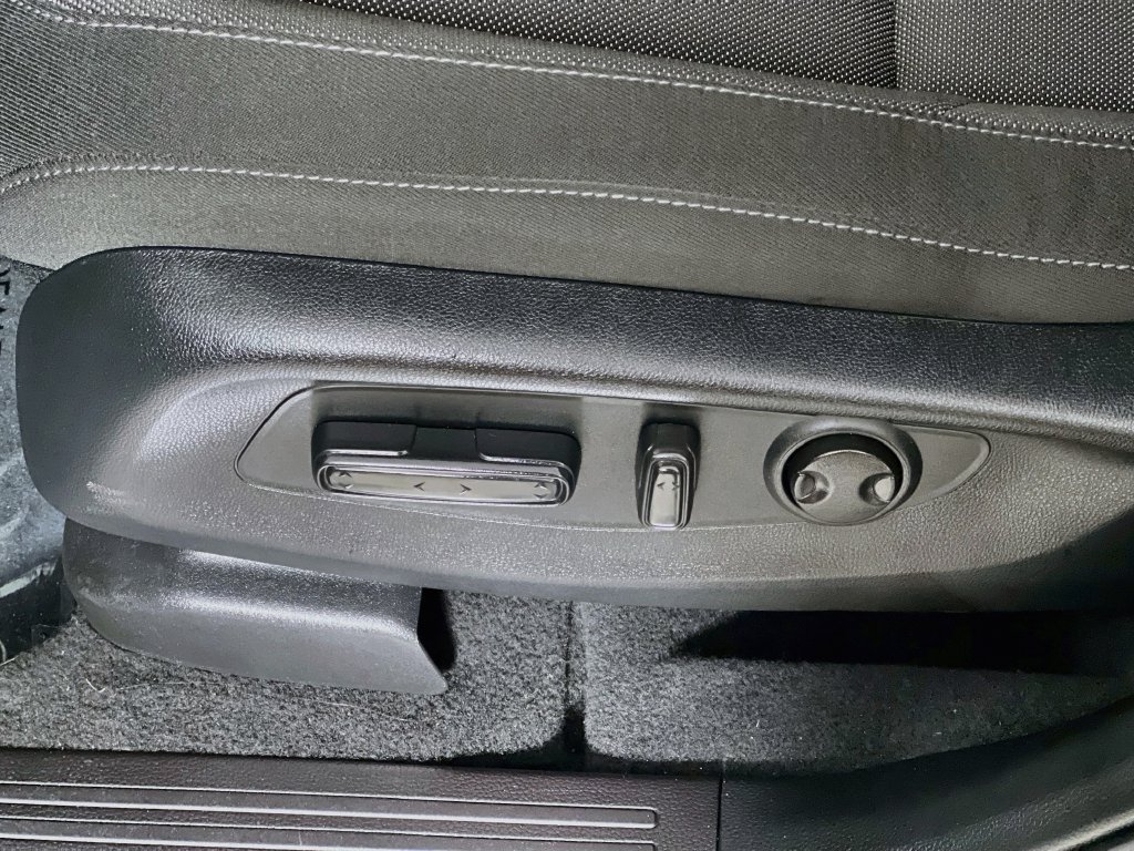 Used 2026 Honda CR-V EX image 13