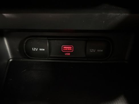 Used 2021 Kia Soul LX image 24