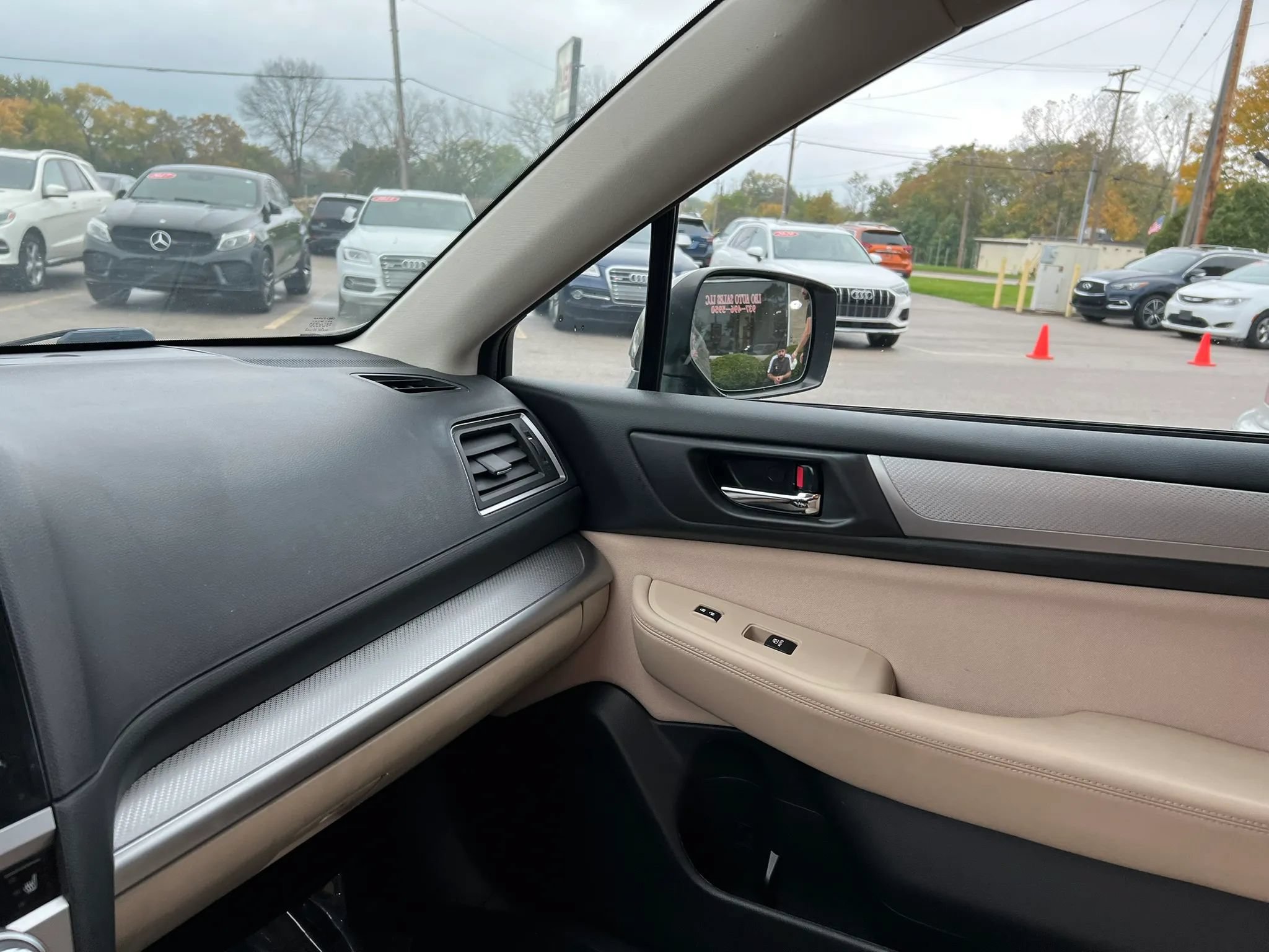 Used 2016 Subaru Outback 2.5i Premium AWD/4WD image 19