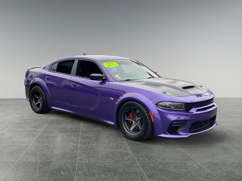 Used 2023 Dodge Charger Scat Pack RWD image 7