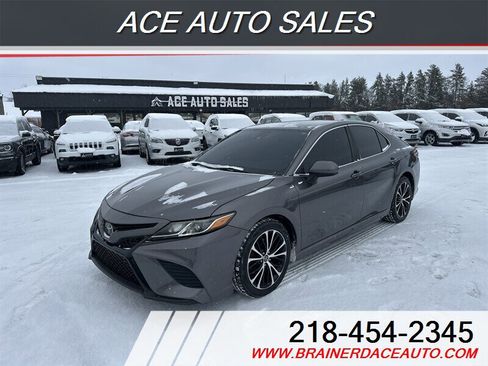 Used 2019 Toyota Camry L image 1