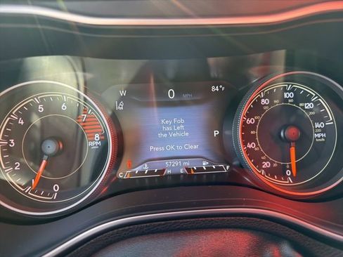 Used 2021 Jeep Cherokee Trailhawk image 18