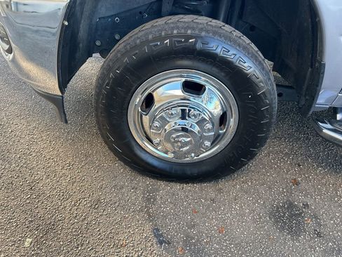 Used 2024 RAM 3500 Big Horn image 13