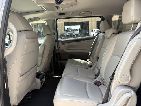 Used 2022 Honda Odyssey Touring image 22