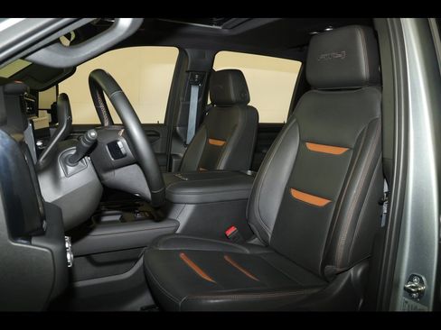 Used 2024 GMC Sierra 2500 AT4 w/ Technology Package image 26